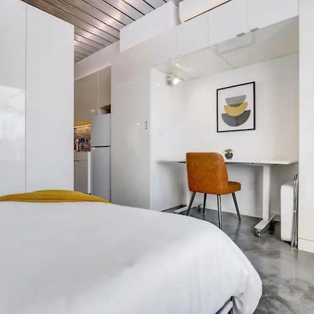 Kcm Mikros Smart Apartments 2 Cleveland Luaran gambar
